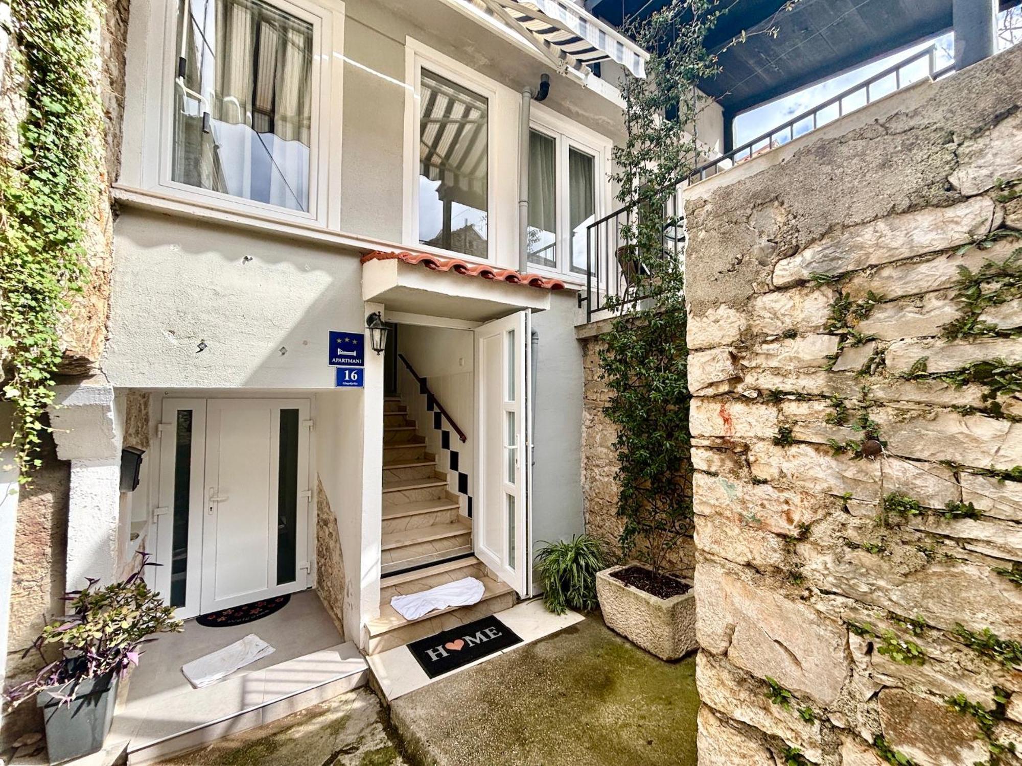 Apartment Pietra Storica